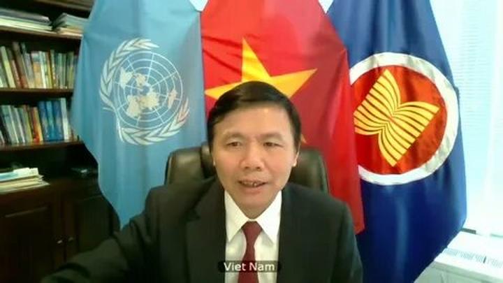 Xu hướng Mua váy hoa mà không biết 4: Hotspot Matrix tiết lộ bí quyết video viral