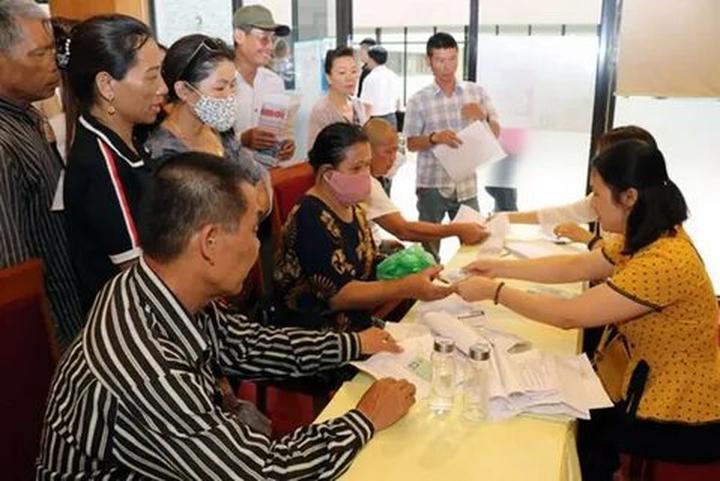 Nội dung: Trong mùa hè nóng bỏng, xu hướng